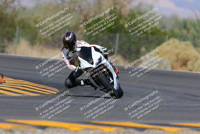 media/Oct-03-2022-Moto Forza (Mon) [[5f077a3730]]/Intermediate Group/Session 3 (Turn 3)/